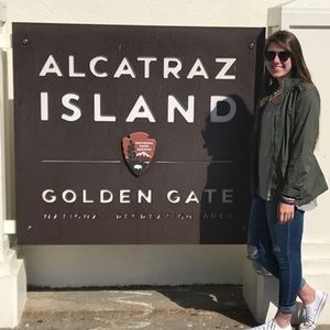 Meet your Posher, Siarah